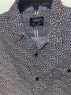 Sunrise Kingdom Men’s Black & Cream Printed Casual Button-Down Shirt